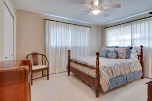 241 Hedgerow Ln, Lewisville, TX 75057 - Photo 16