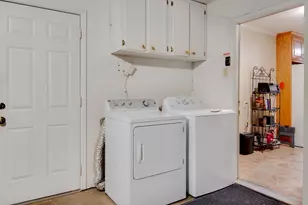 241 Hedgerow Ln, Lewisville, TX 75057 - Photo 22