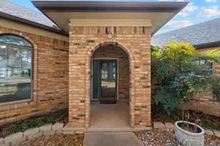 3716 Windomere Dr, Bedford, TX 76021 - Photo 2