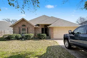 212 Turner St, Roanoke, TX 76262 - Photo 2