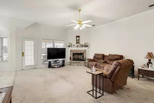 212 Turner St, Roanoke, TX 76262 - Photo 4