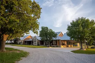 3112 Sunset School Rd, Sunset, TX 76270 - Photo 4