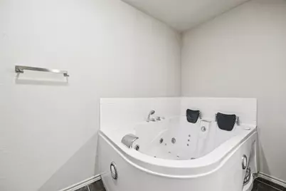 5601 Chimney Rock Drive, Arlington, TX 76017 - Photo 18