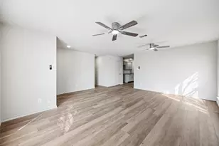 5601 Chimney Rock Dr, Arlington, TX 76017 - Photo 6