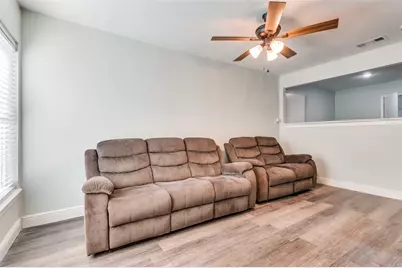 806 Highland Drive, Grand Prairie, TX 75051 - Photo 6