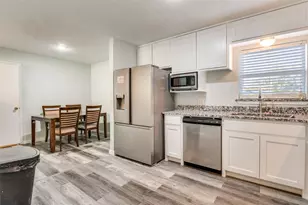 806 Highland Dr, Grand Prairie, TX 75051 - Photo 10