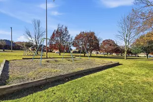 104 Clark St, Whitesboro, TX 76273 - Photo 26