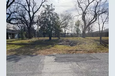 314 E 2nd Street, Bonham, TX 75418 - Photo 1