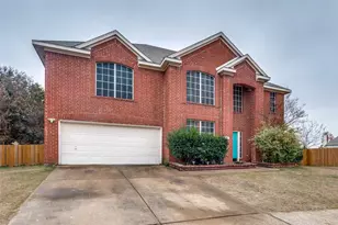 1215 Waterford Oaks Cir, Cedar Hill, TX 75104 - Photo 2