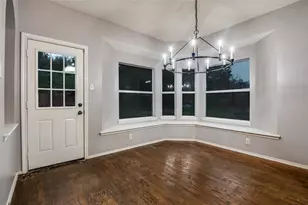 1215 Waterford Oaks Cir, Cedar Hill, TX 75104 - Photo 12