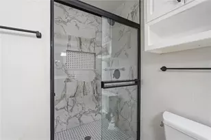 2901 Branch Oaks Dr, Garland, TX 75043 - Photo 12