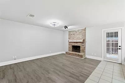 2901 Branch Oaks Drive, Garland, TX 75043 - Photo 6