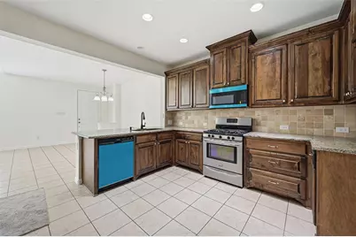 672 S Greenville Avenue, Richardson, TX 75081 - Photo 6