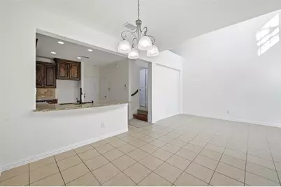 672 S Greenville Avenue, Richardson, TX 75081 - Photo 10