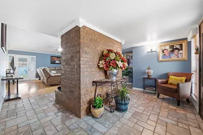 4838 Trailwood Drive, Grand Prairie, TX 75052 - Photo 2