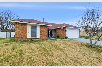 4838 Trailwood Drive, Grand Prairie, TX 75052 - Photo 14
