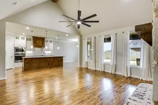 105 Steves Way, Waxahachie, TX 75165 - Photo 10