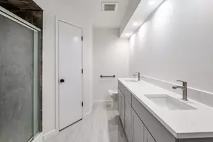 2035 Avignon Dr, Carrollton, TX 75007 - Photo 10