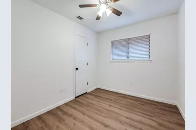 2035 Avignon Drive, Carrollton, TX 75007 - Photo 6