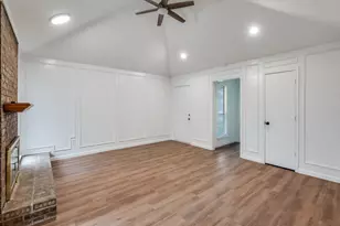 2035 Avignon Dr, Carrollton, TX 75007 - Photo 2