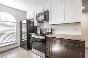 3510 Shady Valley Dr, Pantego, TX 76013 - Photo 10