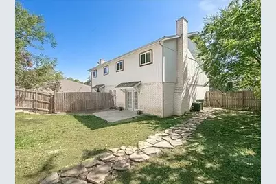 3510 Shady Valley Drive #3510, Pantego, TX 76013 - Photo 20