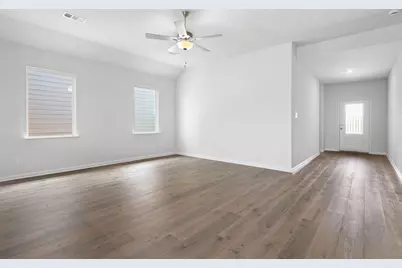 1541 Woodwinds Drive, Fort Worth, TX 76140 - Photo 4