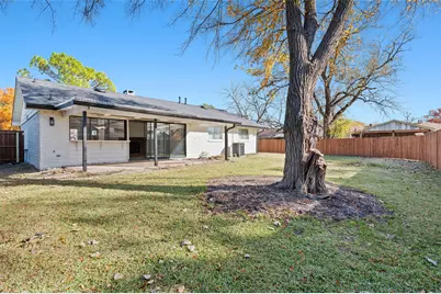 802 Greenbriar Drive, Garland, TX 75043 - Photo 28