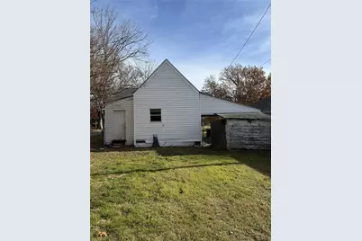 306 N Cleveland Avenue, Sherman, TX 75090 - Photo 18