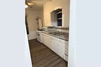 306 N Cleveland Avenue, Sherman, TX 75090 - Photo 12