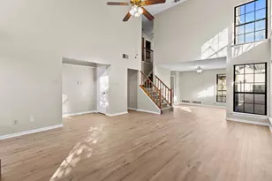 4224 Phoenix Dr, Carrollton, TX 75010 - Photo 4