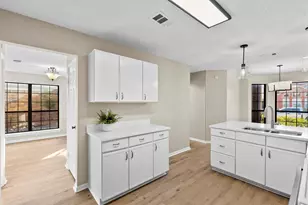 4224 Phoenix Dr, Carrollton, TX 75010 - Photo 8