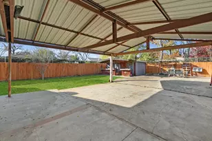1215 Tarpley Ave, Dallas, TX 75211 - Photo 20