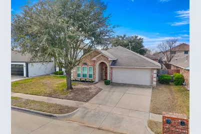 908 Churchhill Drive, Saginaw, TX 76131 - Photo 28