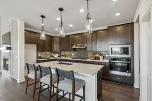 3921 Calderwood Dr, McKinney, TX 75071 - Photo 2