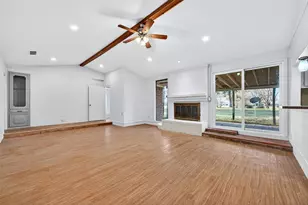 234 Navajo Trail W, Lake Kiowa, TX 76240 - Photo 18