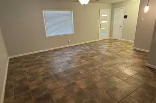 2121 Cliff Park, Fort Worth, TX 76134 - Photo 2