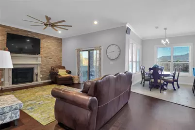 5619 Robs Court, Fort Worth, TX 76126 - Photo 6