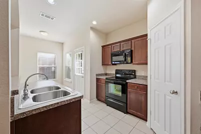 813 Parkplace Ridge #815, Princeton, TX 75407 - Photo 4