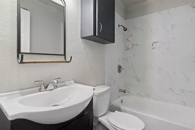 320 NE 31st Street, Grand Prairie, TX 75050 - Photo 20