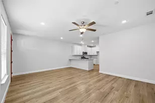 2649 Buttonbush Ln, Garland, TX 75042 - Photo 4