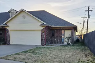 1629 Summerhill Ct, Granbury, TX 76048 - Photo 1