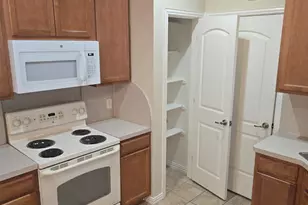 1629 Summerhill Ct, Granbury, TX 76048 - Photo 10