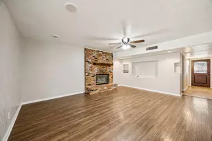 2710 Clover Valley Dr, Garland, TX 75043 - Photo 6