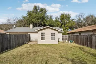 2710 Clover Valley Dr, Garland, TX 75043 - Photo 24