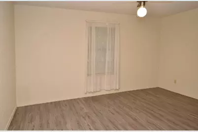 104 Harbor Haven Street, Gun Barrel City, TX 75156 - Photo 10