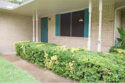 104 Harbor Haven Street, Gun Barrel City, TX 75156 - Photo 2