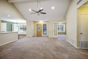 5437 Meadow Vista Ln, Garland, TX 75043 - Photo 8