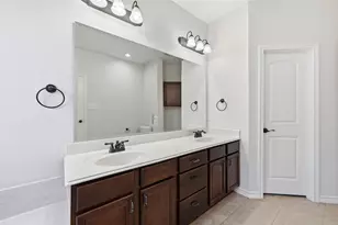 851 Valley Ridge Rd, Burleson, TX 76028 - Photo 22