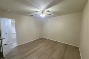 9121 Old Clydesdale Dr, Fort Worth, TX 76123 - Photo 14